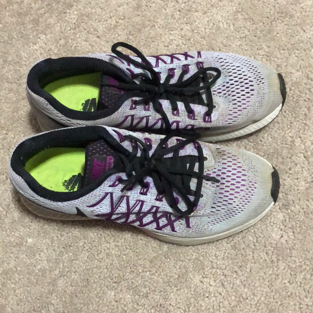Nike sneakers - Picture 3 of 3